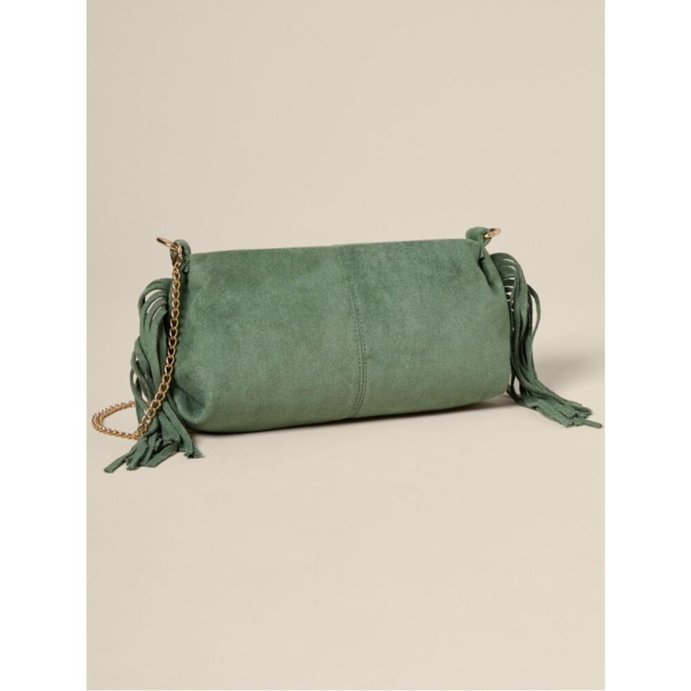 francesca’s Jennifer Olive Green Gold Chainlink Fringe Crossbody Convertible Bag